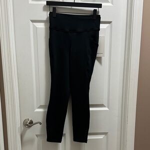 Brand new Fast and Free 25’ Hight Rise 5-pocket Thermal leggings- size 6